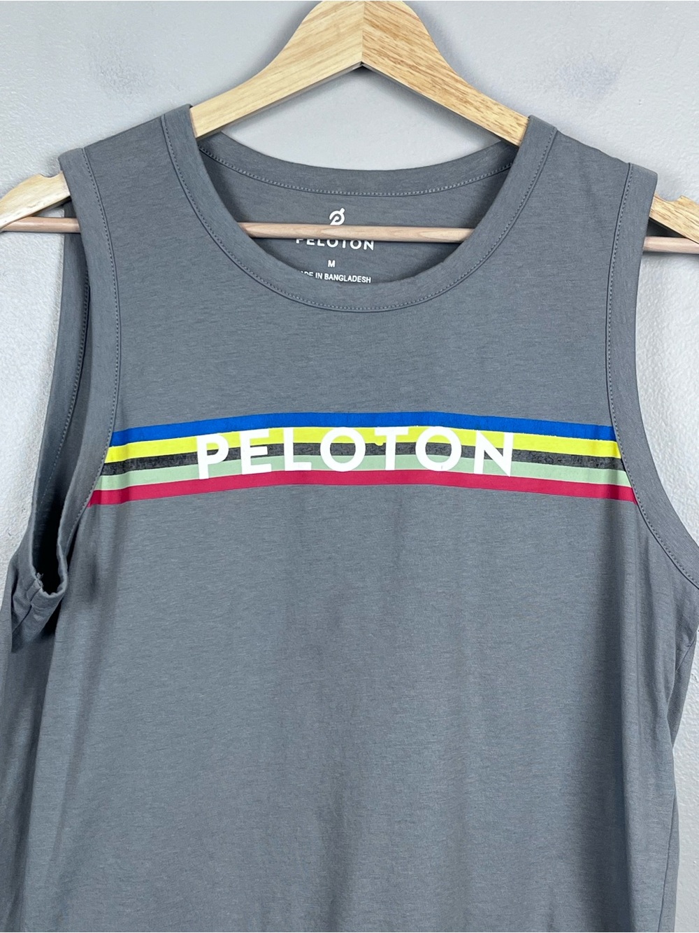 Peloton Women's Graphic Print Spellout Performance Tank Top Size M; Gym, Sports - Picture 2 of 9